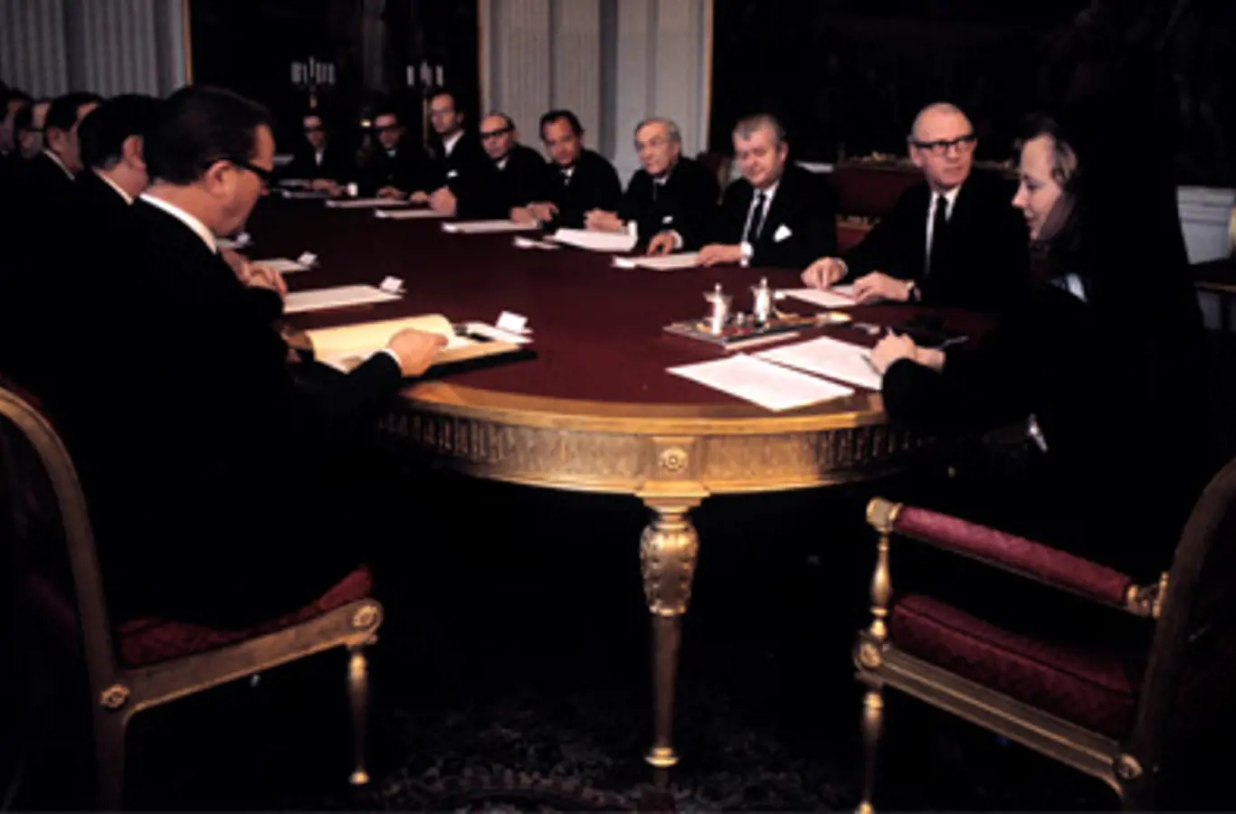 H.M. Dronningen ved det første Statsråd efter Tronbestigelsen i 1972.